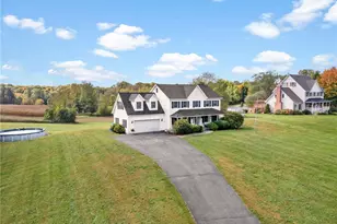 295 Borden Rd, Wallkill, NY 12589 - Photo 32