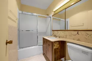 1 Kensington Gate, Great Neck, NY 11021 - Photo 18