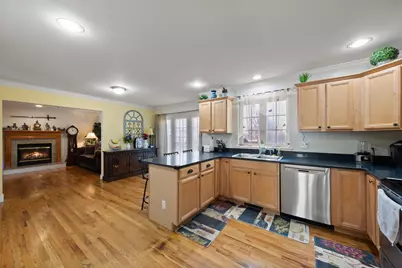 15 Bobrick Road, Poughkeepsie, NY 12601 - Photo 4