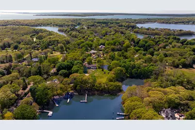 15A / 15 & 13 S Menantic Road, Shelter Island, NY 11964 - Photo 1