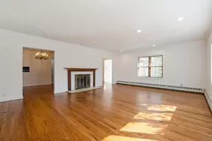 193-03 85th Rd, Hollis, NY 11423 - Photo 4