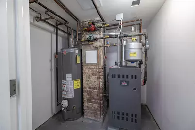 146-14 Shore Avenue, Jamaica, NY 11435 - Photo 20