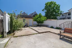 146-14 Shore Ave, Jamaica, NY 11435 - Photo 26