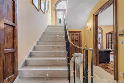 118 Malba Drive, Whitestone, NY 11357 - Photo 10