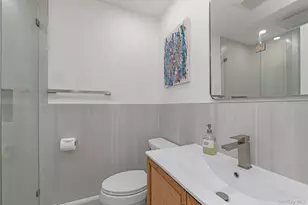 1166 Hastings Cir, Baldwin, NY 11510 - Photo 20