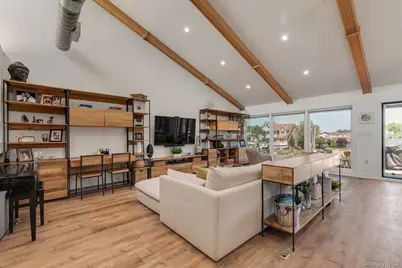 1166 Hastings Circle, Baldwin, NY 11510 - Photo 4