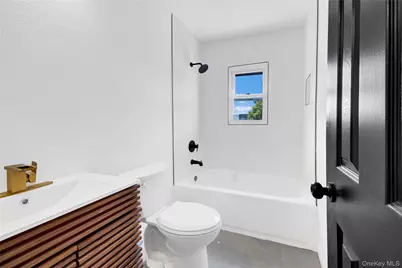 68 Lamartine Avenue, Yonkers, NY 10701 - Photo 8