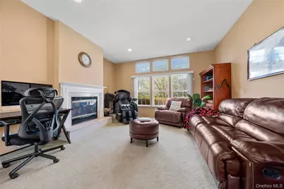 23 Varsity Boulevard, East Setauket, NY 11733 - Photo 12