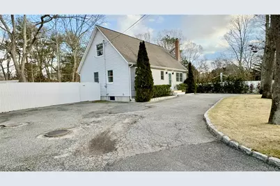 4 N Westbury Road, Hampton Bays, NY 11946 - Photo 20