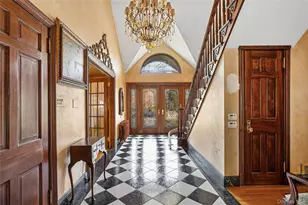 104 Grosvenor, Douglaston, NY 11363 - Photo 6