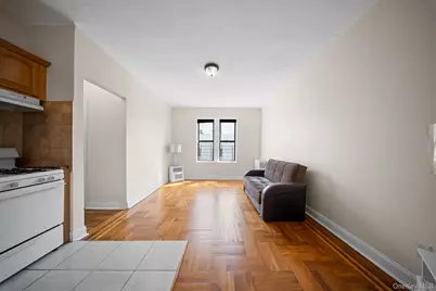 1372 Shakespeare Avenue #4D, Bronx, NY 10452 - Photo 2