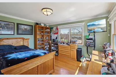 230 W Islip Road, West Islip, NY 11795 - Photo 20