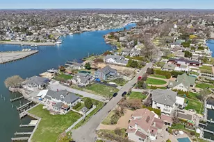 230 W Islip Rd, West Islip, NY 11795 - Photo 48