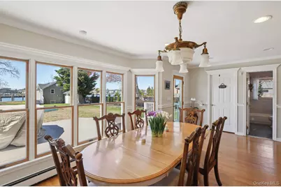 230 W Islip Road, West Islip, NY 11795 - Photo 14