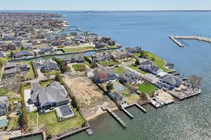 230 W Islip Rd, West Islip, NY 11795 - Photo 48