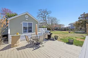 230 W Islip Rd, West Islip, NY 11795 - Photo 42