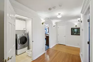 230 W Islip Rd, West Islip, NY 11795 - Photo 32
