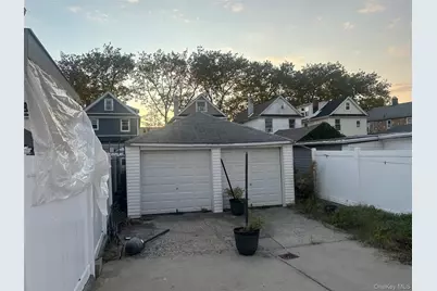 129-40 135 Street, Jamaica, NY 11420 - Photo 6