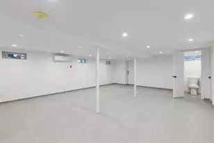 100-03 90th Ave, Richmond Hill, NY 11418 - Photo 16