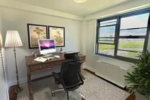 6120 Grand Central Pkwy, Forest Hills, NY 11375 - Photo 4