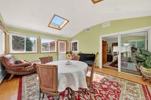 6 North Dr, Poughkeepsie, NY 12603 - Photo 10
