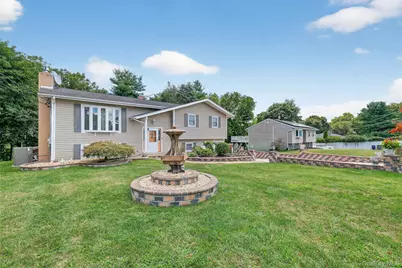 6 North Drive, Poughkeepsie, NY 12603 - Photo 2