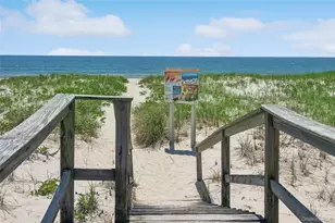 846 Dune Rd, Westhampton Beach, NY 11978 - Photo 26