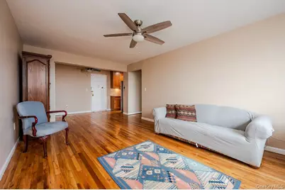 370 W Broadway #4J, Long Beach, NY 11561 - Photo 6