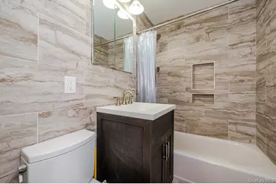 370 W Broadway #4J, Long Beach, NY 11561 - Photo 10