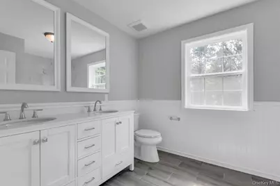 113 Currans Road, Middle Island, NY 11953 - Photo 22