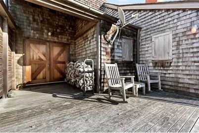 1635 Isabella Beach Road, Fishers Island, NY 06390 - Photo 4