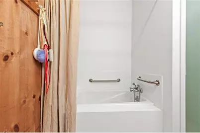 1635 Isabella Beach Road, Fishers Island, NY 06390 - Photo 30