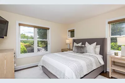 652 Noyack Path, Water Mill, NY 11976 - Photo 20