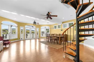 545 Shore Dr, New Windsor, NY 12553 - Photo 4