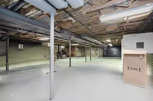 42 Elmhurst Ave, New York, NY 10301 - Photo 50