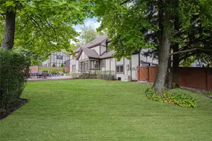 42 Elmhurst Ave, New York, NY 10301 - Photo 42