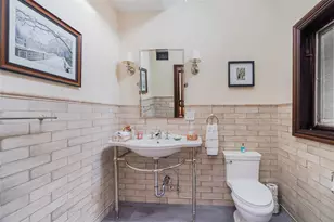 42 Elmhurst Ave, New York, NY 10301 - Photo 28
