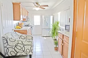 129 Second Ave, Brentwood, NY 11717 - Photo 4