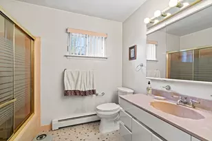 28 Sycamore Ln, Commack, NY 11725 - Photo 18