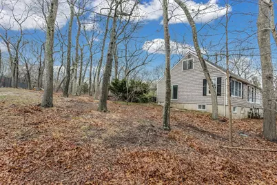 33 Mobrey Lane, Smithtown, NY 11787 - Photo 8