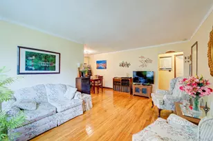 196-57 69th Ave, Fresh Meadows, NY 11365 - Photo 4