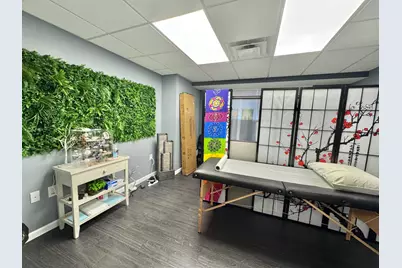 350 Veterans Memorial Highway, Commack, NY 11725 - Photo 28