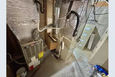 350 Veterans Memorial Highway, Commack, NY 11725 - Photo 32