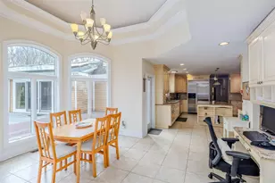 1 Uva Way, Port Jefferson, NY 11777 - Photo 14