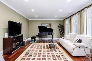 1 Uva Way, Port Jefferson, NY 11777 - Photo 6