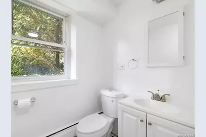 1214 Pelham Parkway S, Bronx, NY 10461 - Photo 22