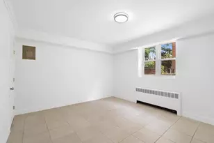 1214 Pelham Pkwy S, Bronx, NY 10461 - Photo 26