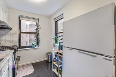 32-42 89th Street #C206, East Elmhurst, NY 11369 - Photo 4