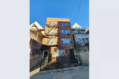635 E 233rd Street, Bronx, NY 10466 - Photo 1