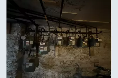 70-29 65 Place, Glendale, NY 11385 - Photo 6